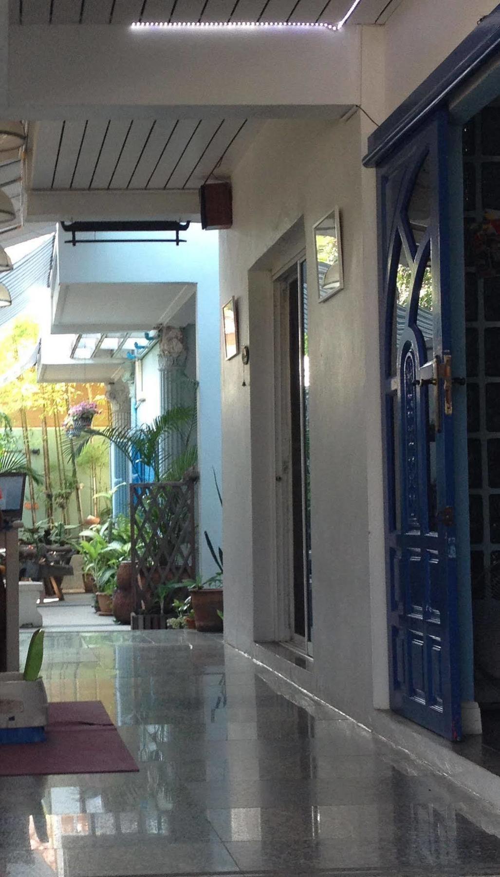 Yiasu Bed And Breakfast Pattaya Eksteriør billede